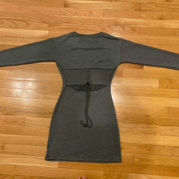 Dress - Picture 1 of 2